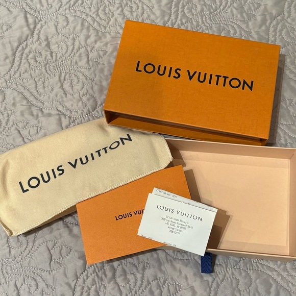 LOUIS VUITTON Empreinte Emilie Wallet Black Wallet Box & Dust bag - Picture 4 of 15